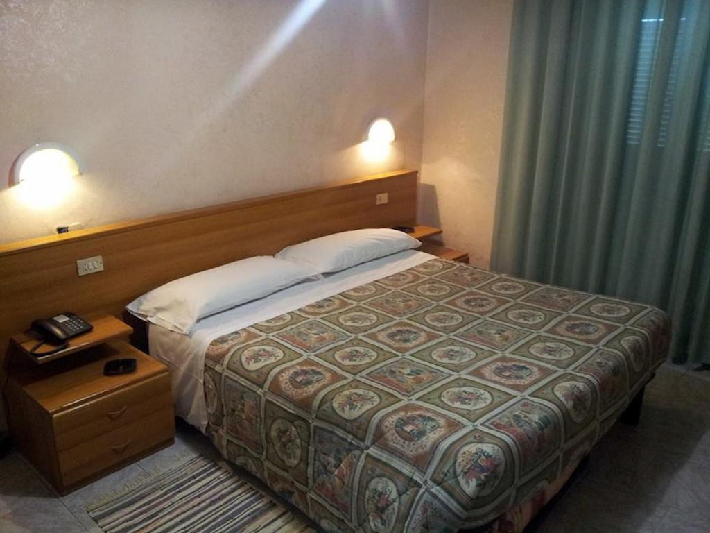 Hotel Acapulco — Foto 1